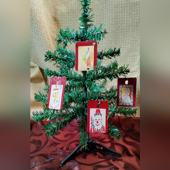 NEW Pablo Picasso Handcrafted 3 Piece Ornament Set! Santa! - Picture 6 of 6